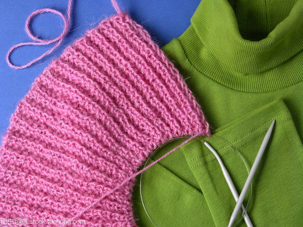 綠色和粉紅色的羊毛